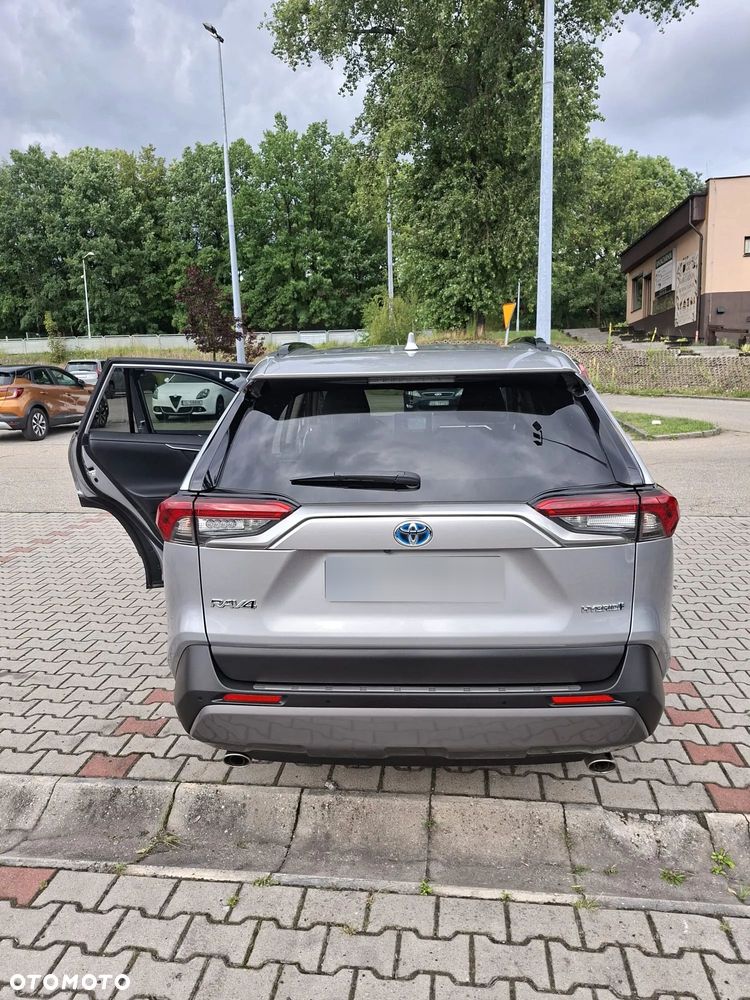 Toyota RAV4 - 2
