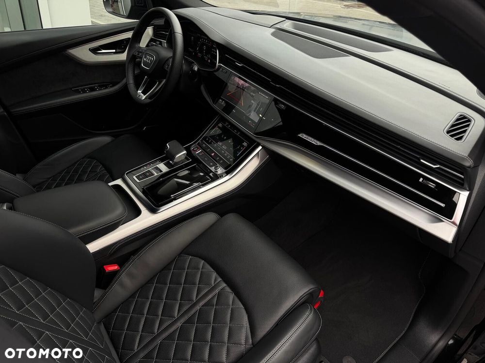 Audi SQ8 - 20