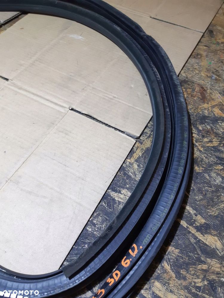 AUDI A3 8P 3D USZCZELKA DRZWI LEWE PRZEDNIE LEWY PRZÓD S-LINE 8P3831721J - 6