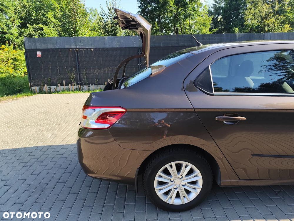 Peugeot 301 1.6 VTi Allure - 10