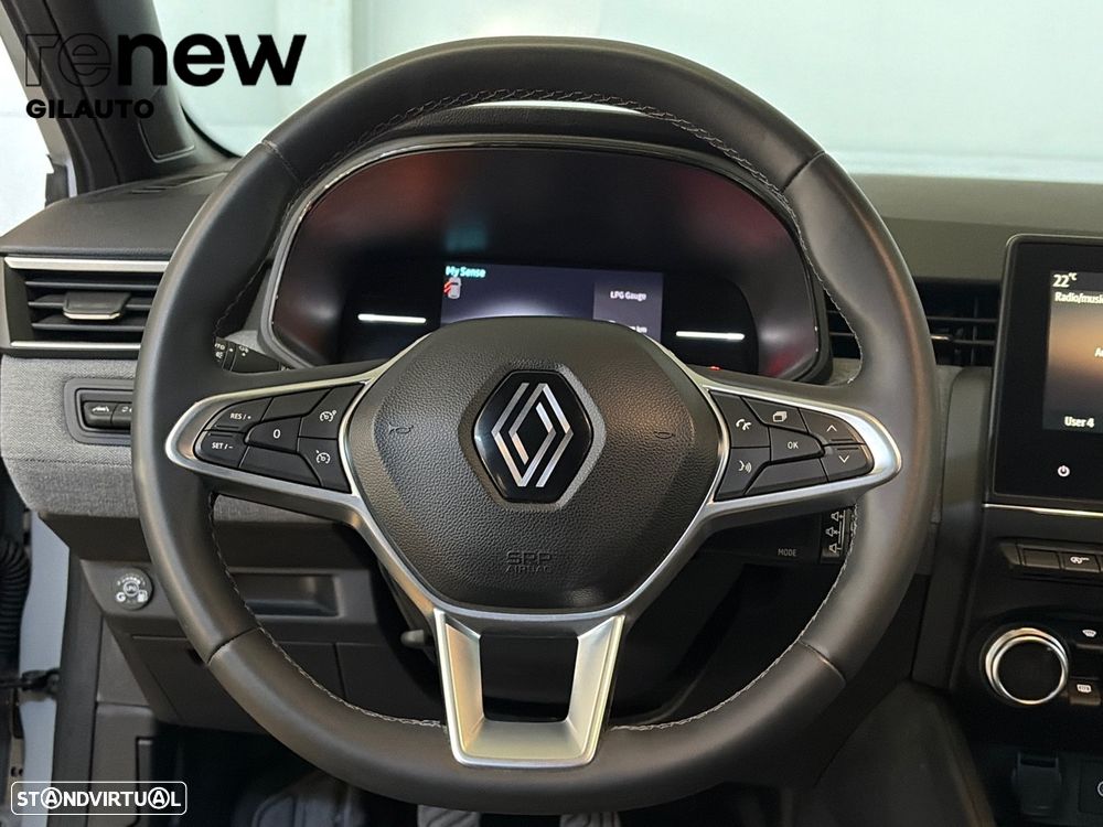 Renault Clio 1.0 TCe Techno Bi-Fuel - 18