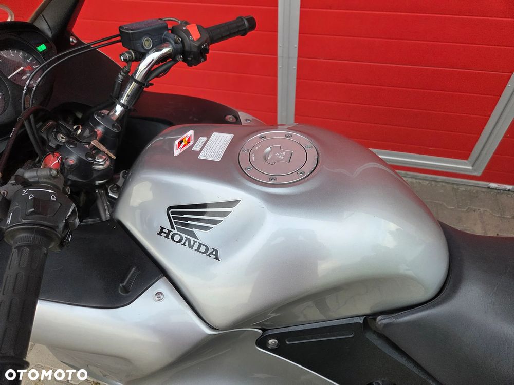 Honda NTV - 17