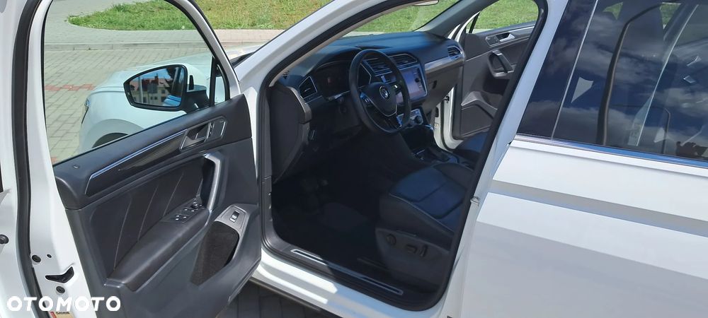 Volkswagen Tiguan Allspace - 17