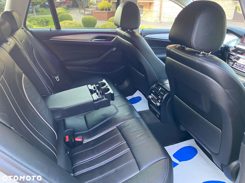 BMW Seria 5 520d Touring - 14
