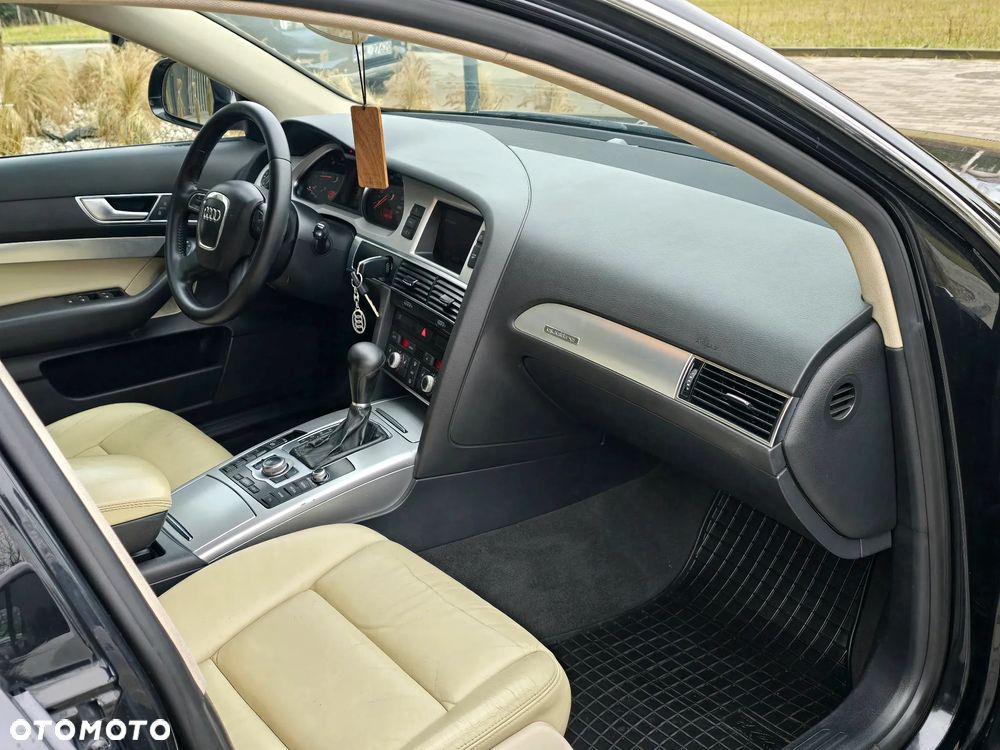 Audi A6 Avant 3.0 TDI DPF quattro tiptronic - 13