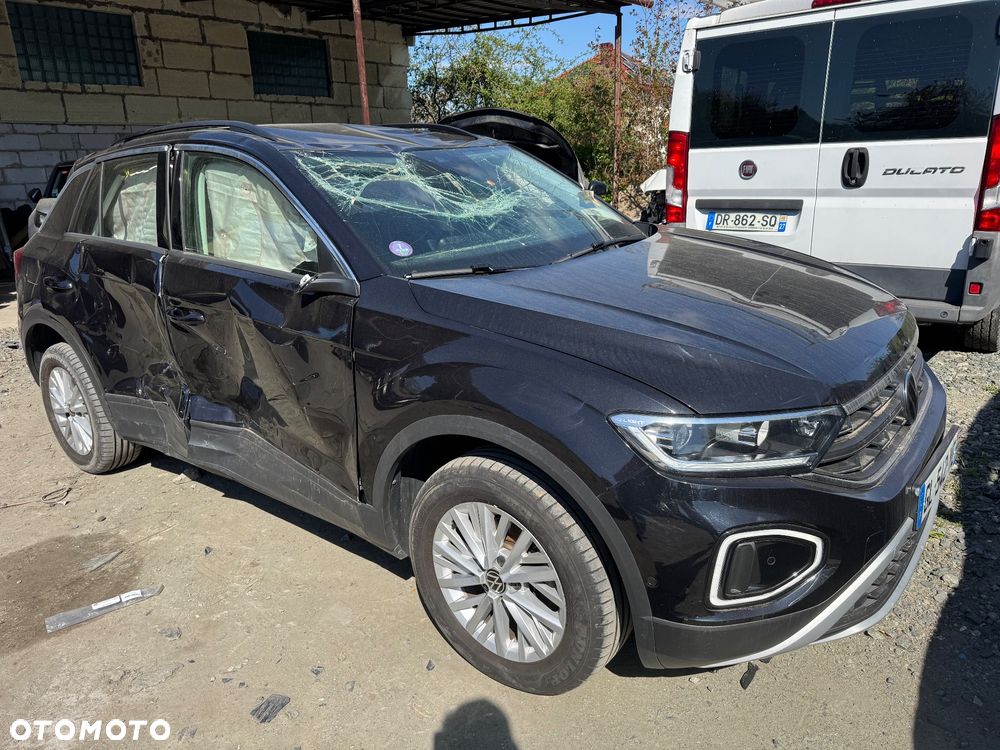 Volkswagen T-Roc - 18