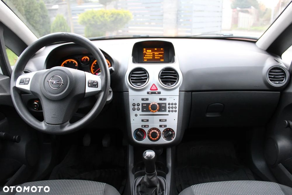 Opel Corsa 1.2 16V Essentia - 16