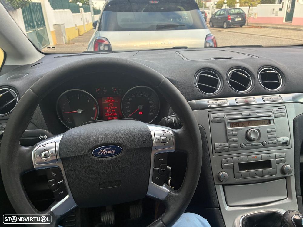 Ford S-Max - 6