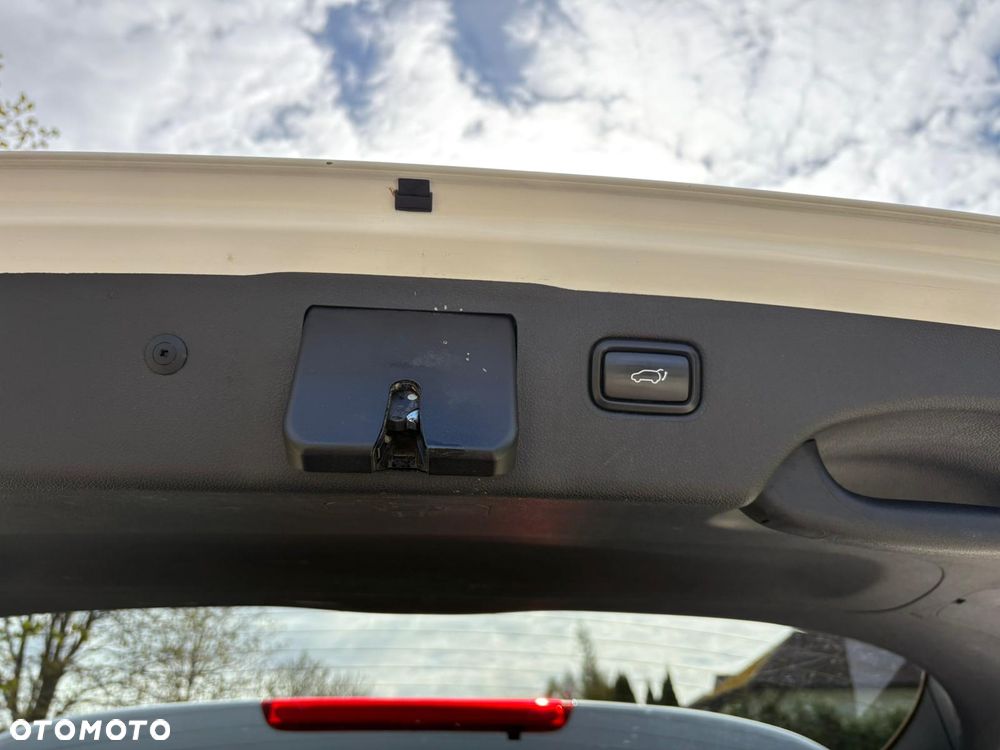 Kia Sorento 2.2 CRDi AWD Edition 7 - 24