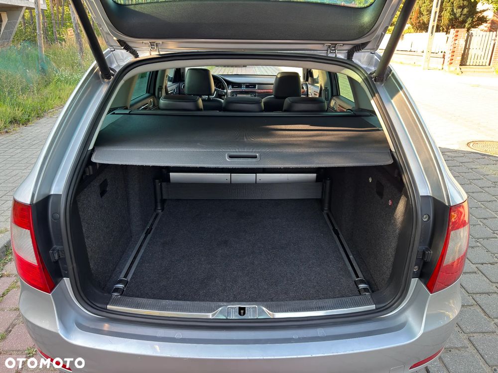 Skoda Superb 1.8 TSI Elegance DSG - 37