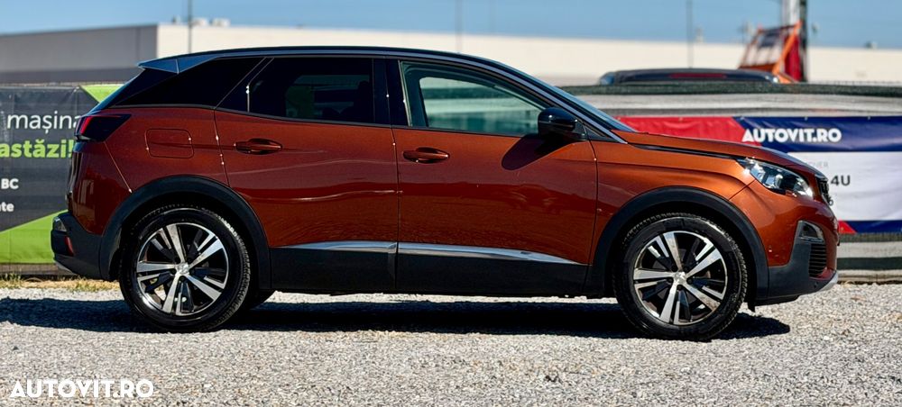 Peugeot 3008 1.2 PureTech Turbo S&S Allure - 25