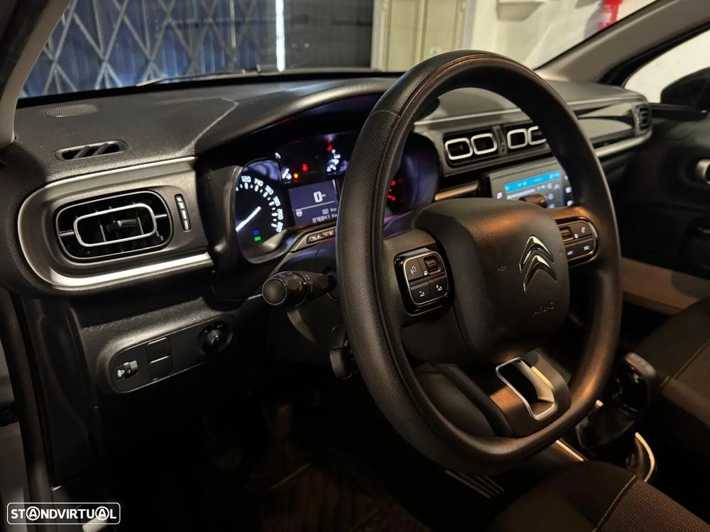 Citroën C3 1.2 PureTech Shine - 18