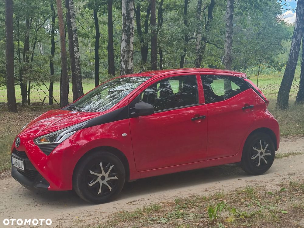 Toyota Aygo x-play - 12