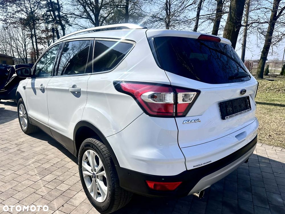 Ford Kuga - 5