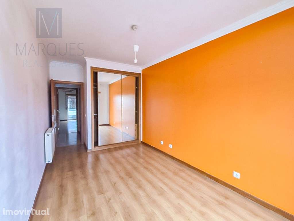 Apartamento T2 com Arrecadação em Vale Flores - Feijó - Grande imagem: 5/20