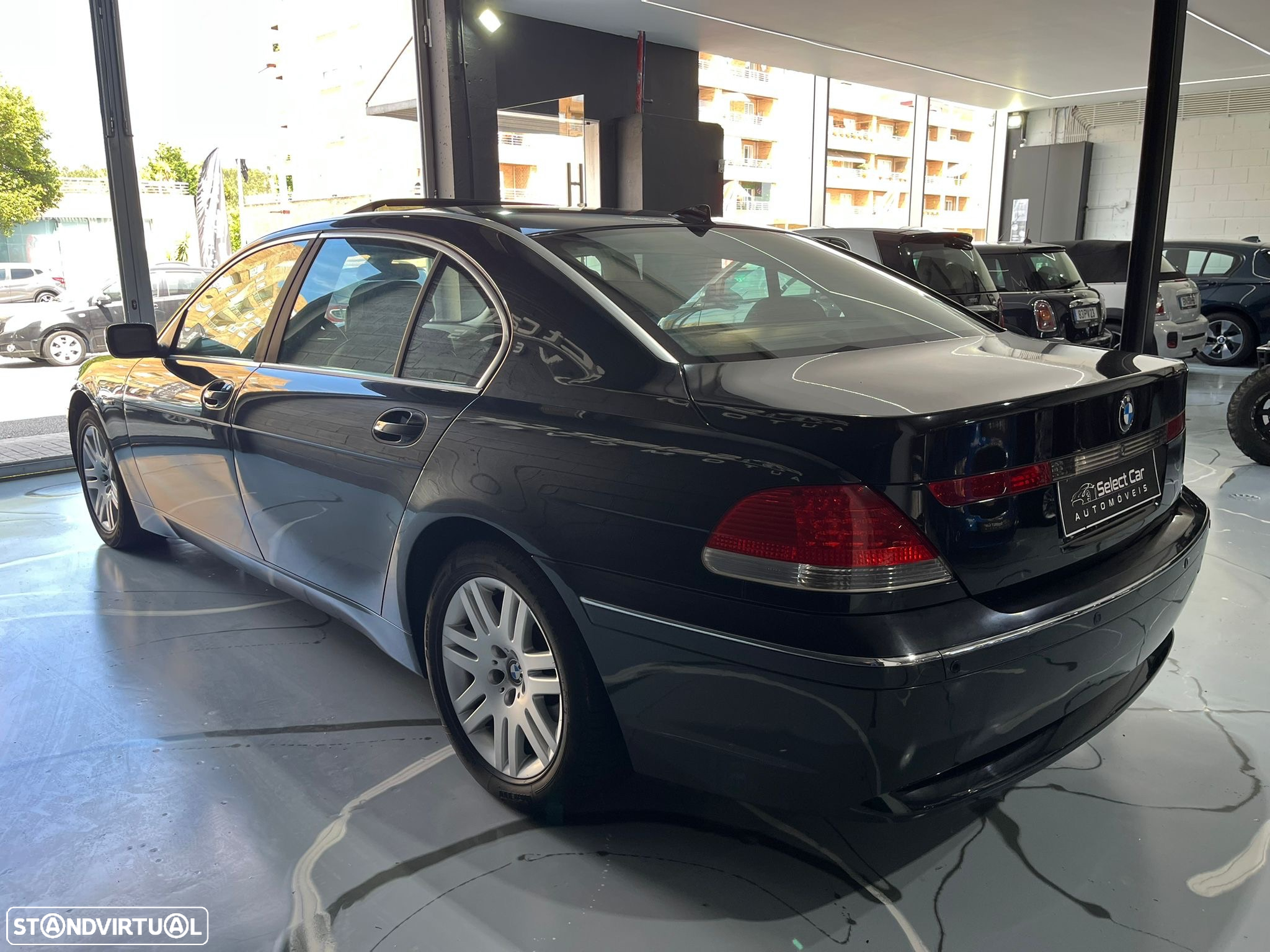 BMW 745 Li - 6