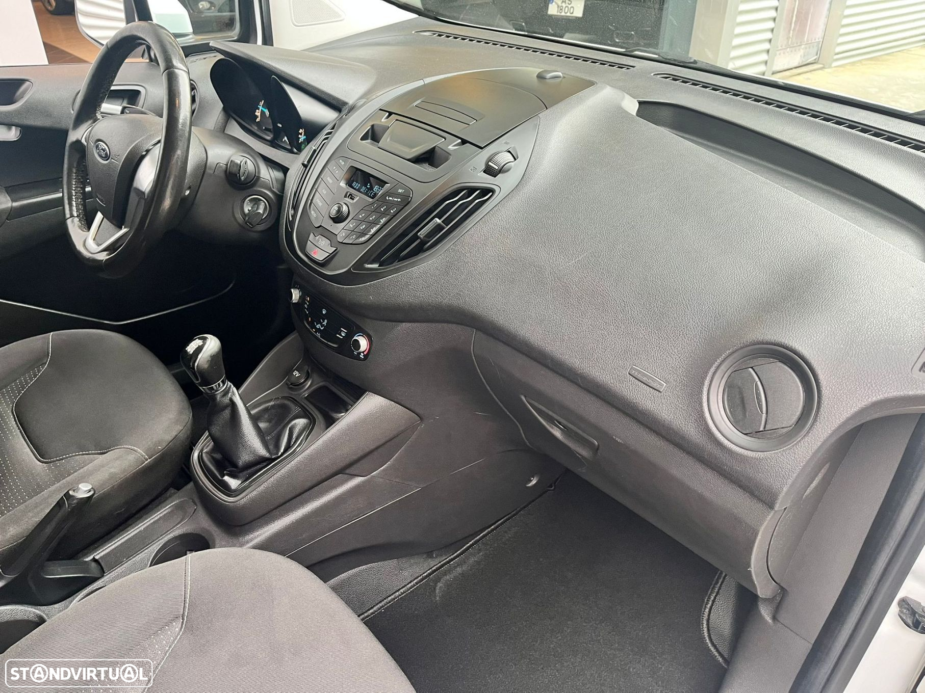 Ford Transit Courier 1.5 TDCi Trend - 45