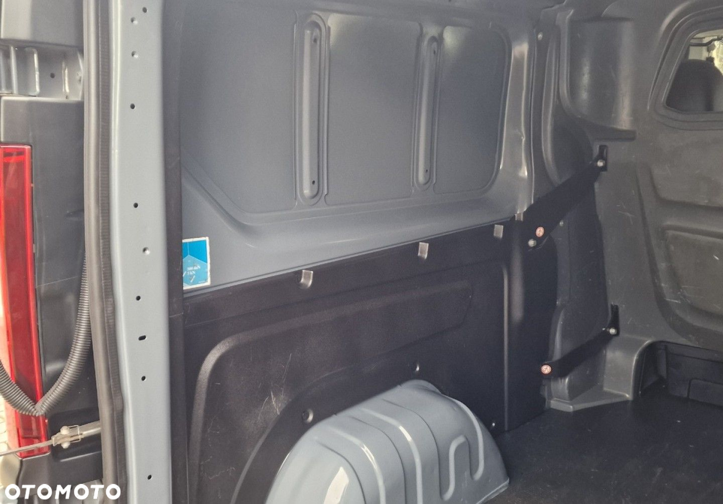 Renault Trafic - 25