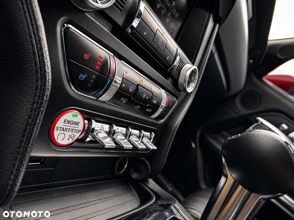 Ford Mustang - 9