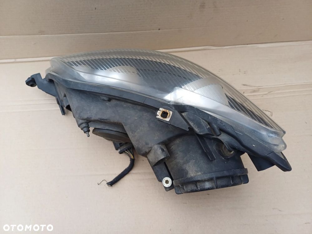 Lampa prawy przód Golf V Plus lift 09-14 Europa 5M1941006G 1EE00994806 - 4