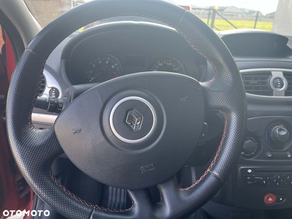 Renault Clio 1.2 16V Alize Euro5 - 6