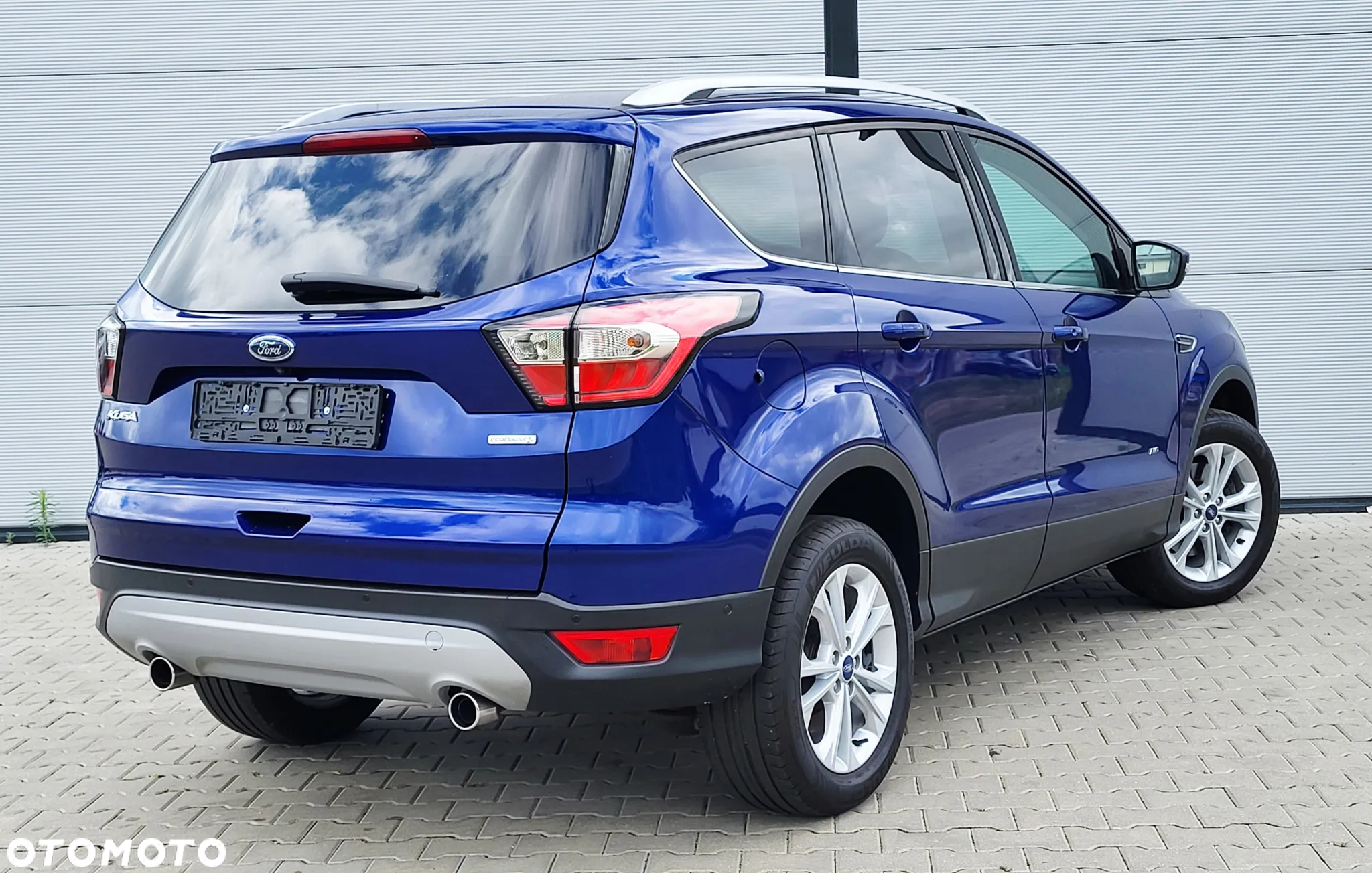 Ford Kuga 1.5 EcoBoost 4x4 Titanium - 16