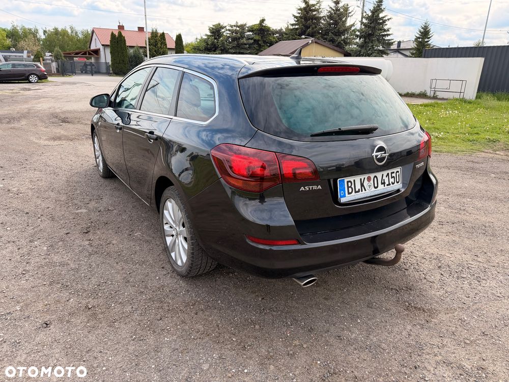 Opel Astra 1.4 Turbo Innovation - 8