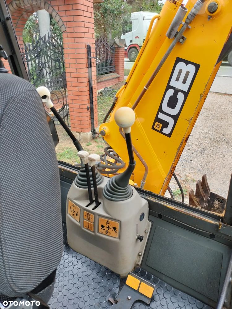 JCB 2 CX - 16