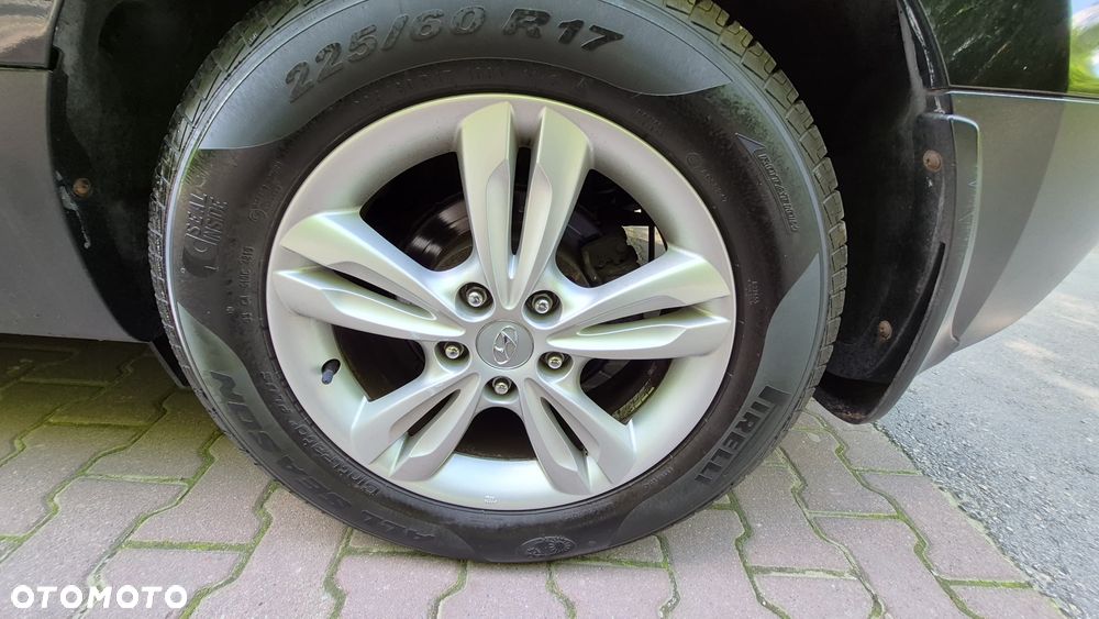 Hyundai ix35 2.0 CRDi 4WD Automatik Premium - 9