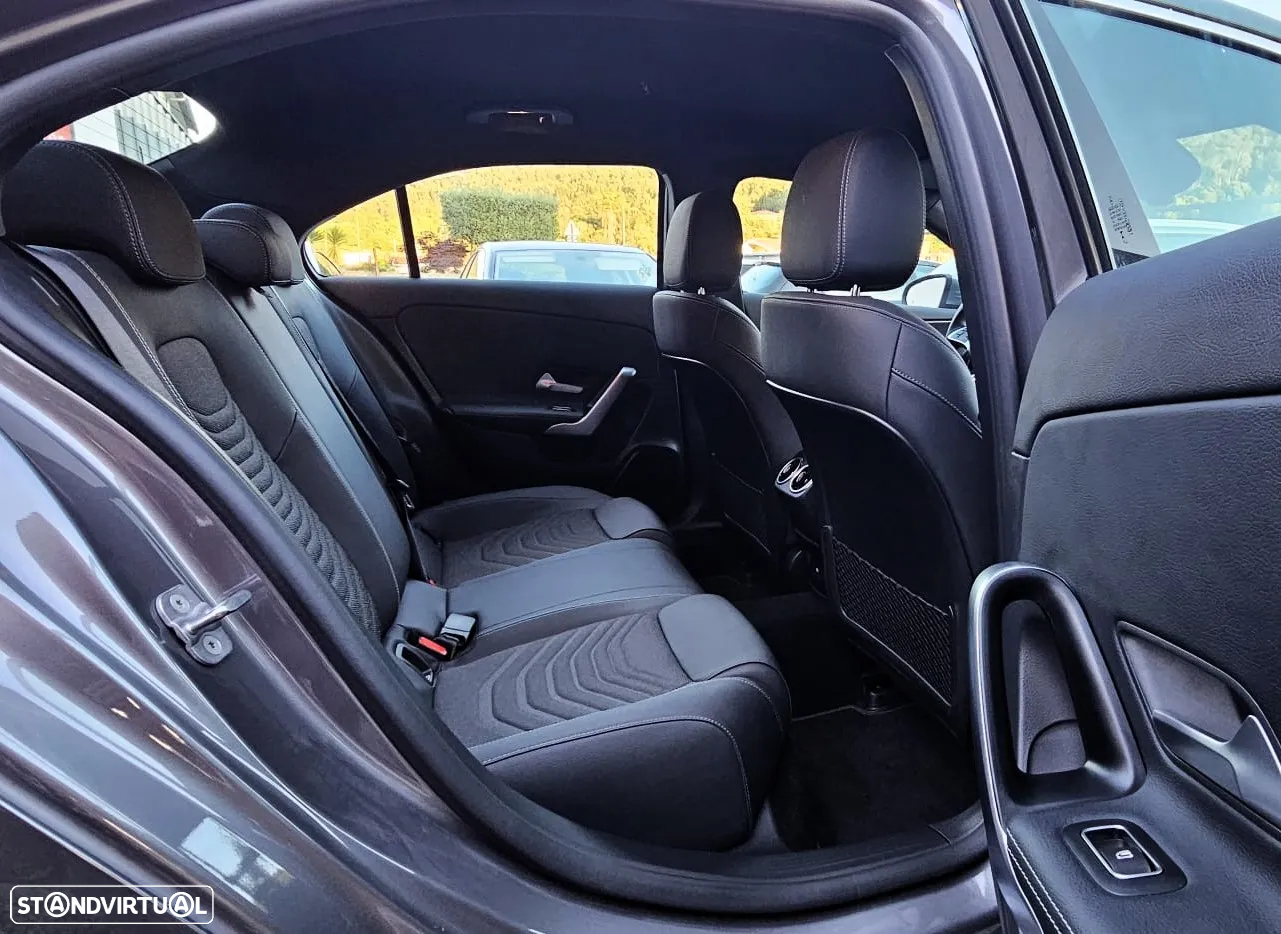 Mercedes-Benz A 250 Limousine e Progressive - 31