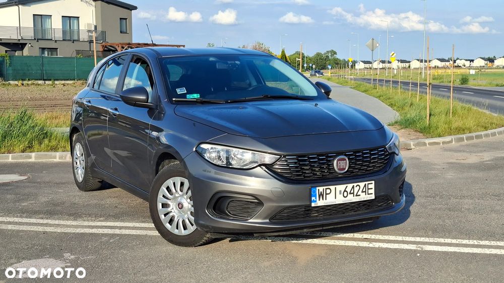 Fiat Tipo 1.4 T-Jet 16v Pop - 1