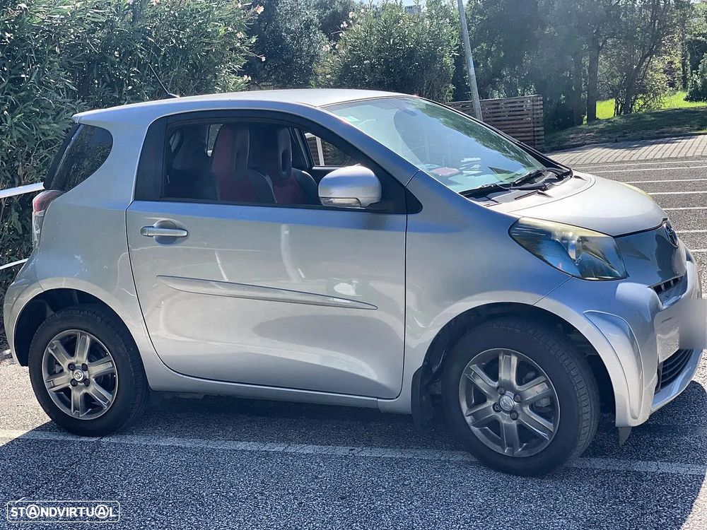 Toyota iQ 1.4 D-4D + - 4
