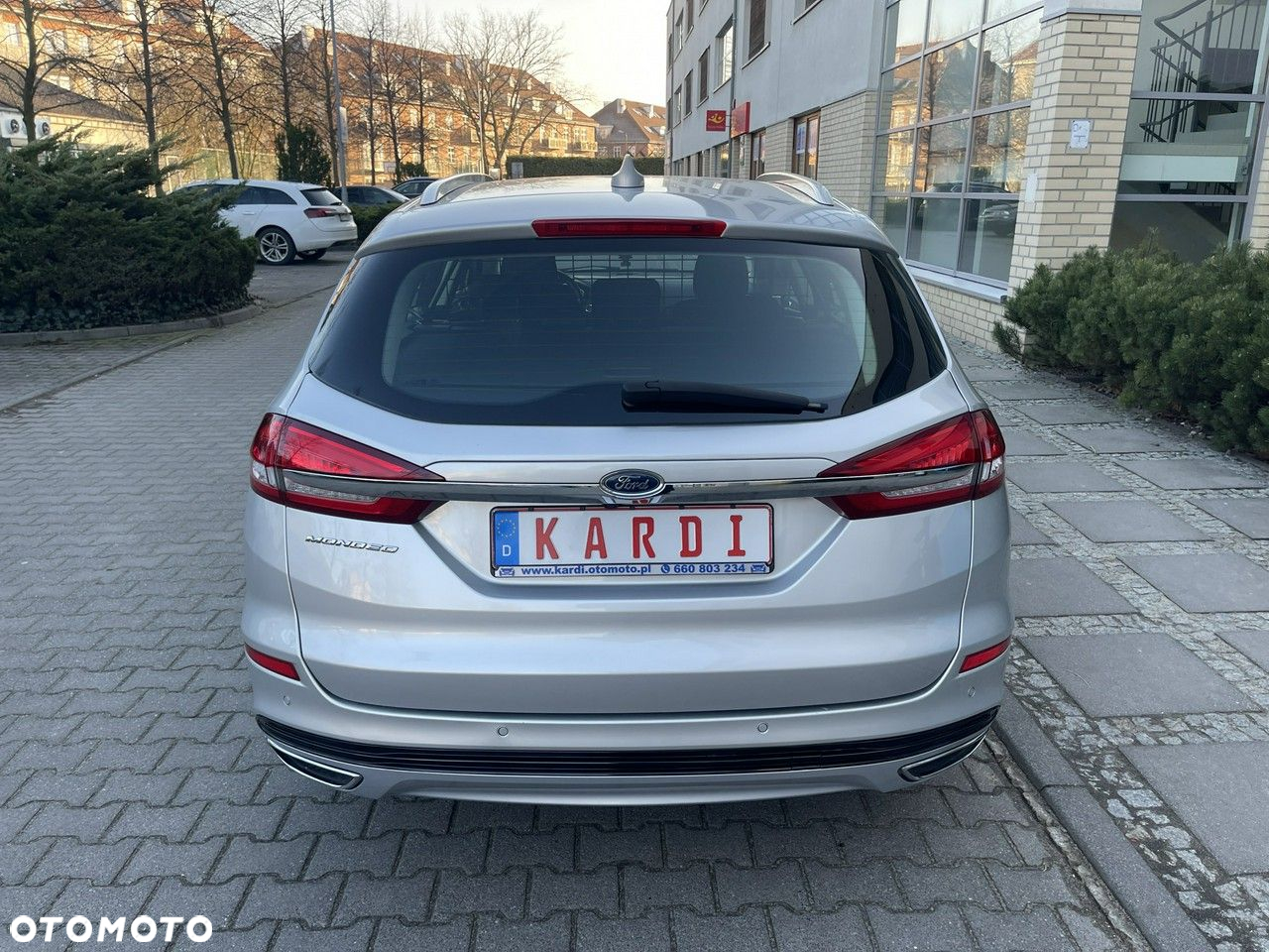 Ford Mondeo - 8