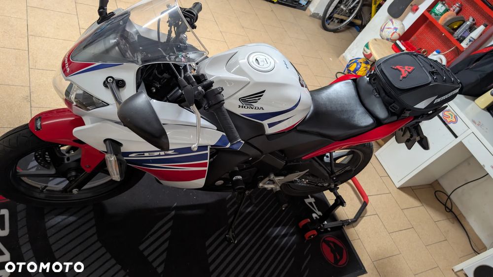 Honda CBR - 31