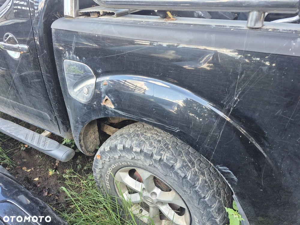Paka zabudowa nissan navara d40 do poprawek - 3