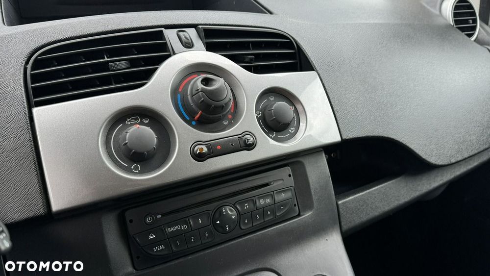 Renault Kangoo - 8