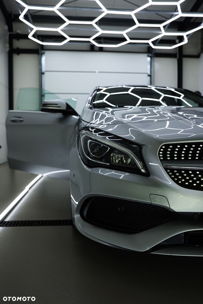 Mercedes-Benz CLA 200 7G-DCT AMG Line - 9