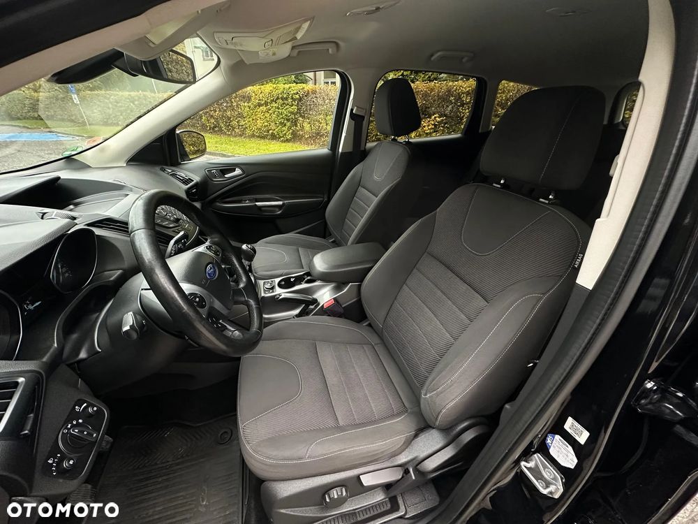 Ford Kuga 2.0 TDCi 2x4 Trend - 25