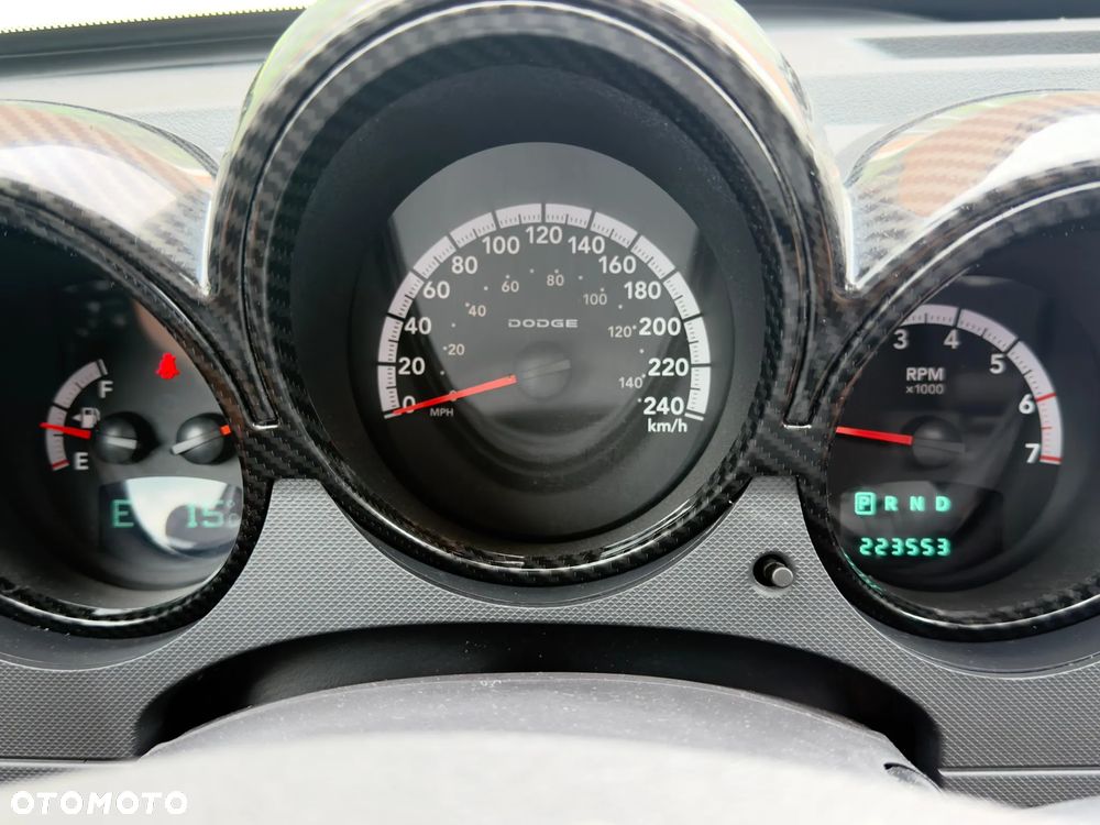 Dodge Nitro 4.0 V6 RT - 28