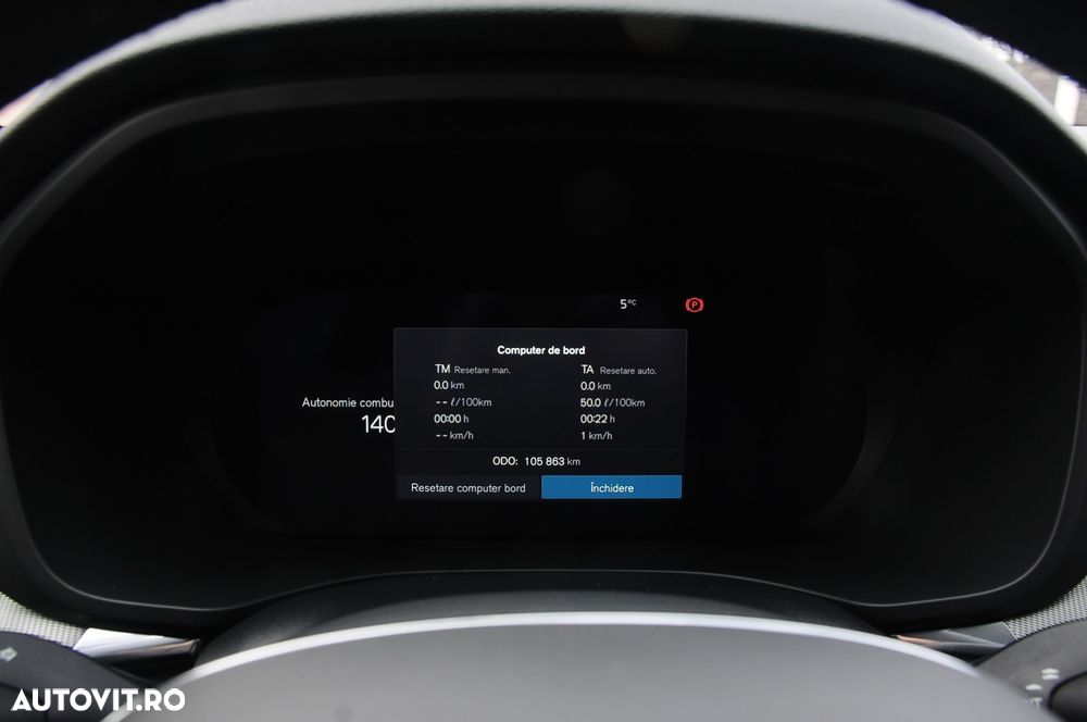 Volvo XC 60 B4 D AWD Plus Dark - 20