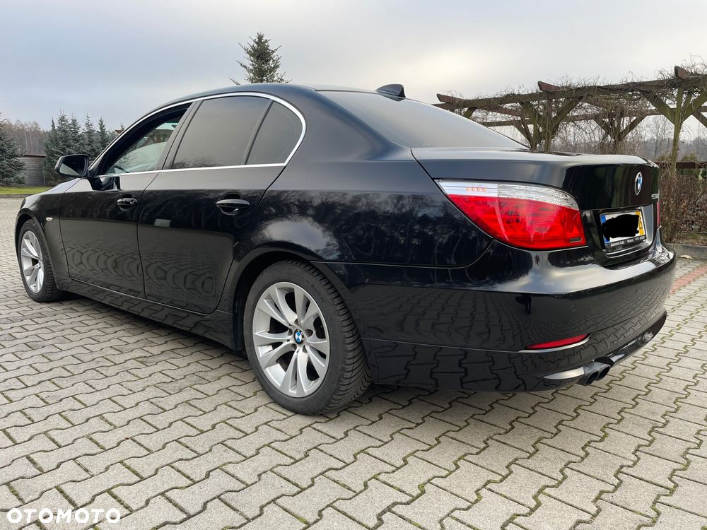 BMW Seria 5 530d Edition Exclusive - 12