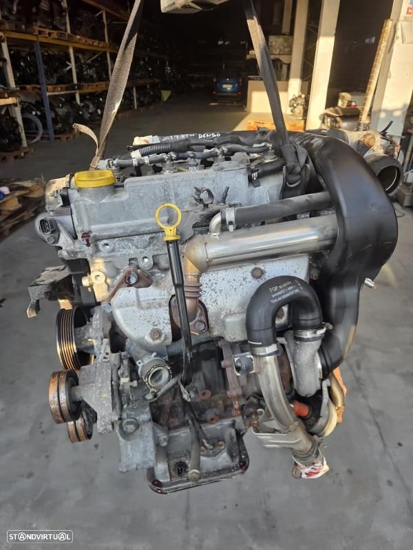Motor Combustão Opel Meriva A Veículo Multiuso (X03) - 1