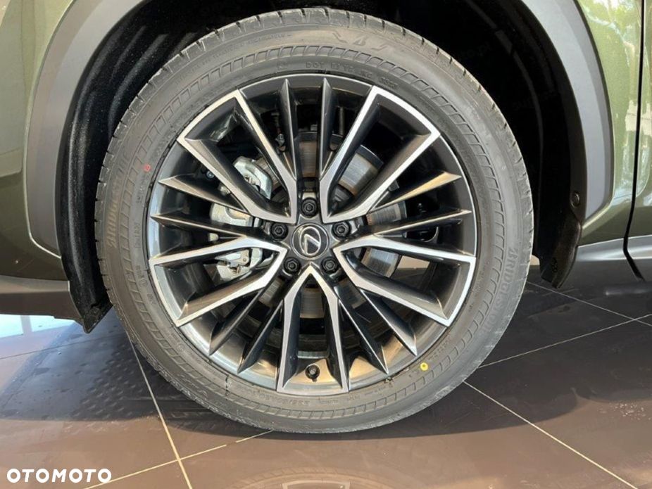 Lexus NX 350h Omotenashi AWD - 20