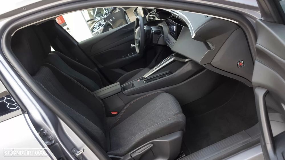 Peugeot 308 SW 1.2 Hybrid Style e-DCS6 - 13