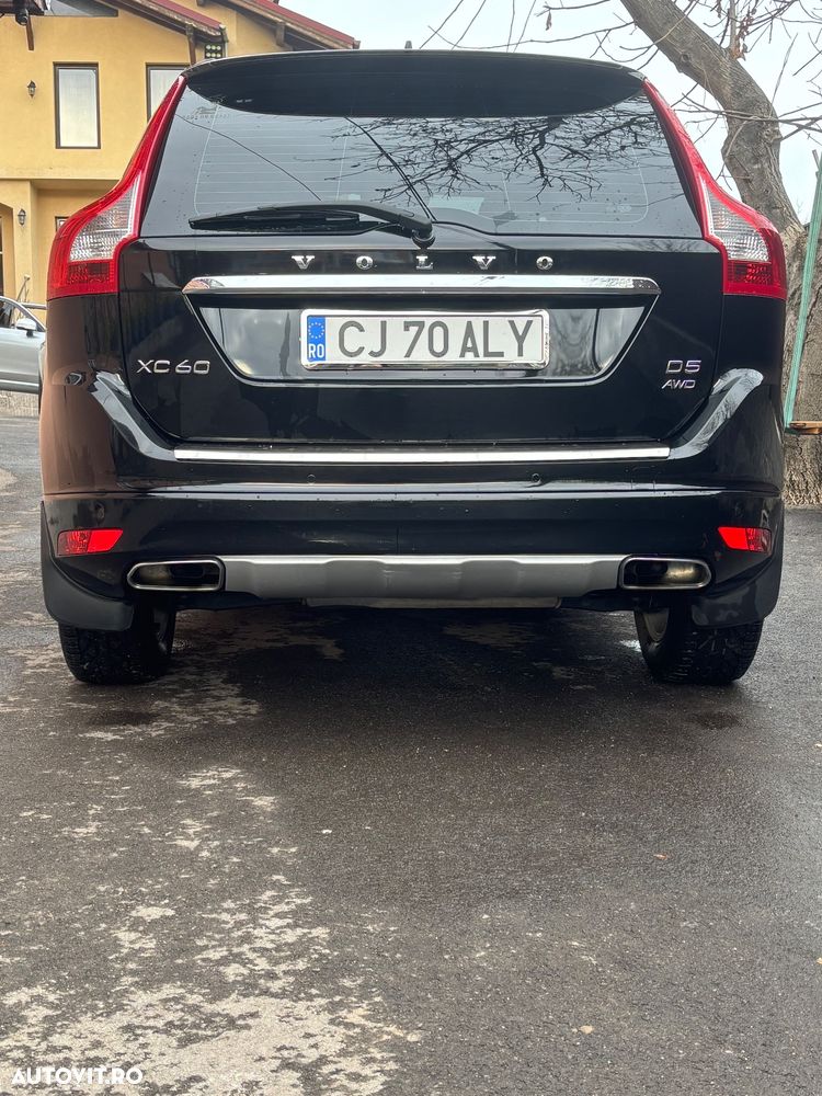 Volvo XC 60 D5 AWD Geartronic Ocean Race - 12