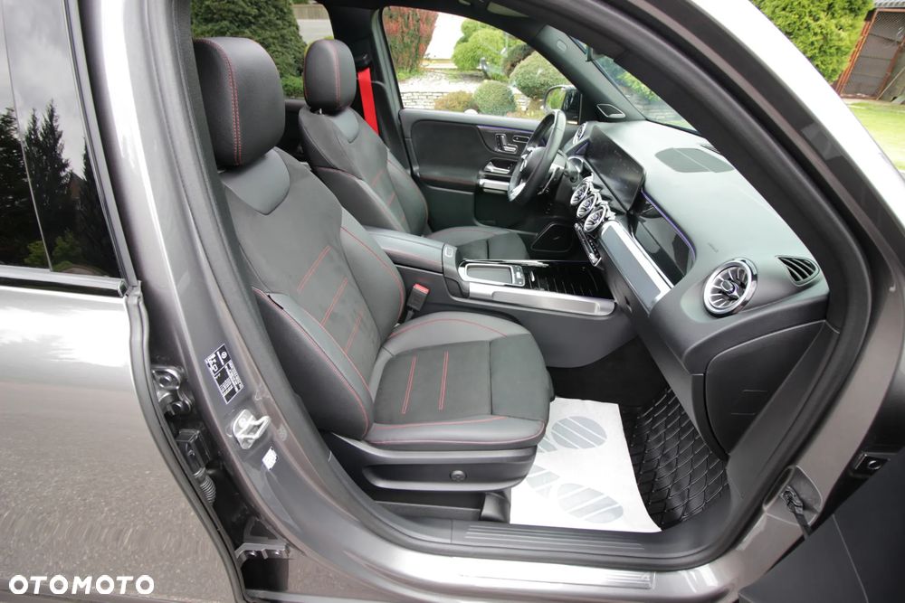 Mercedes-Benz GLB AMG 35 4-Matic - 16
