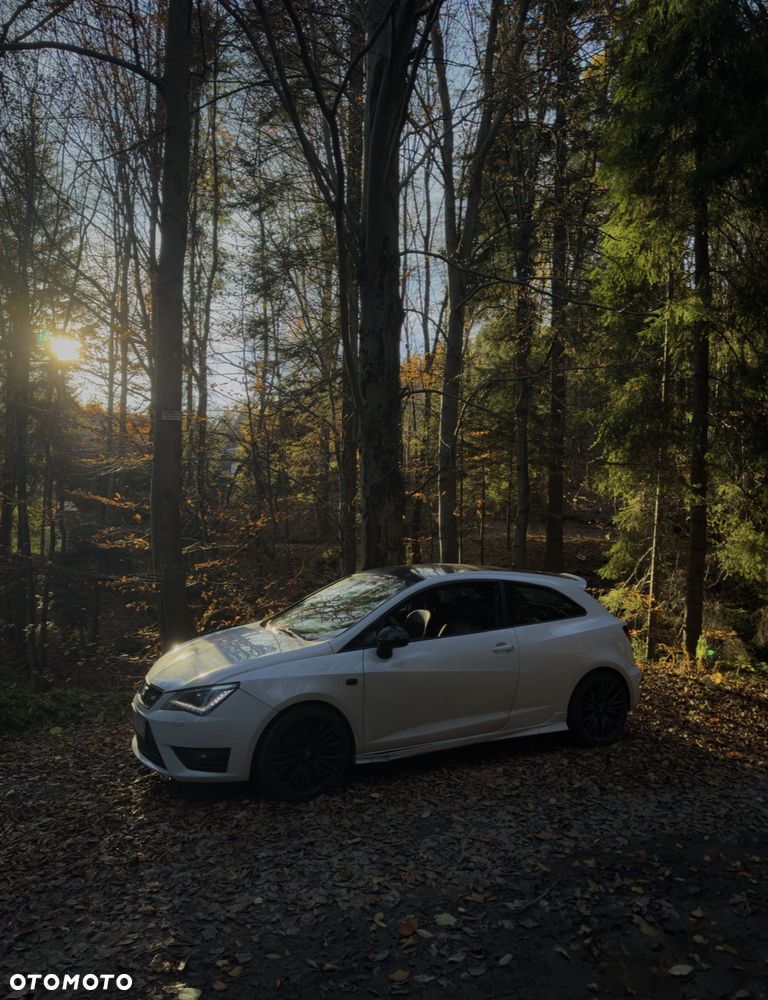 Seat Ibiza SC 1.8 TSI S&S Cupra - 3