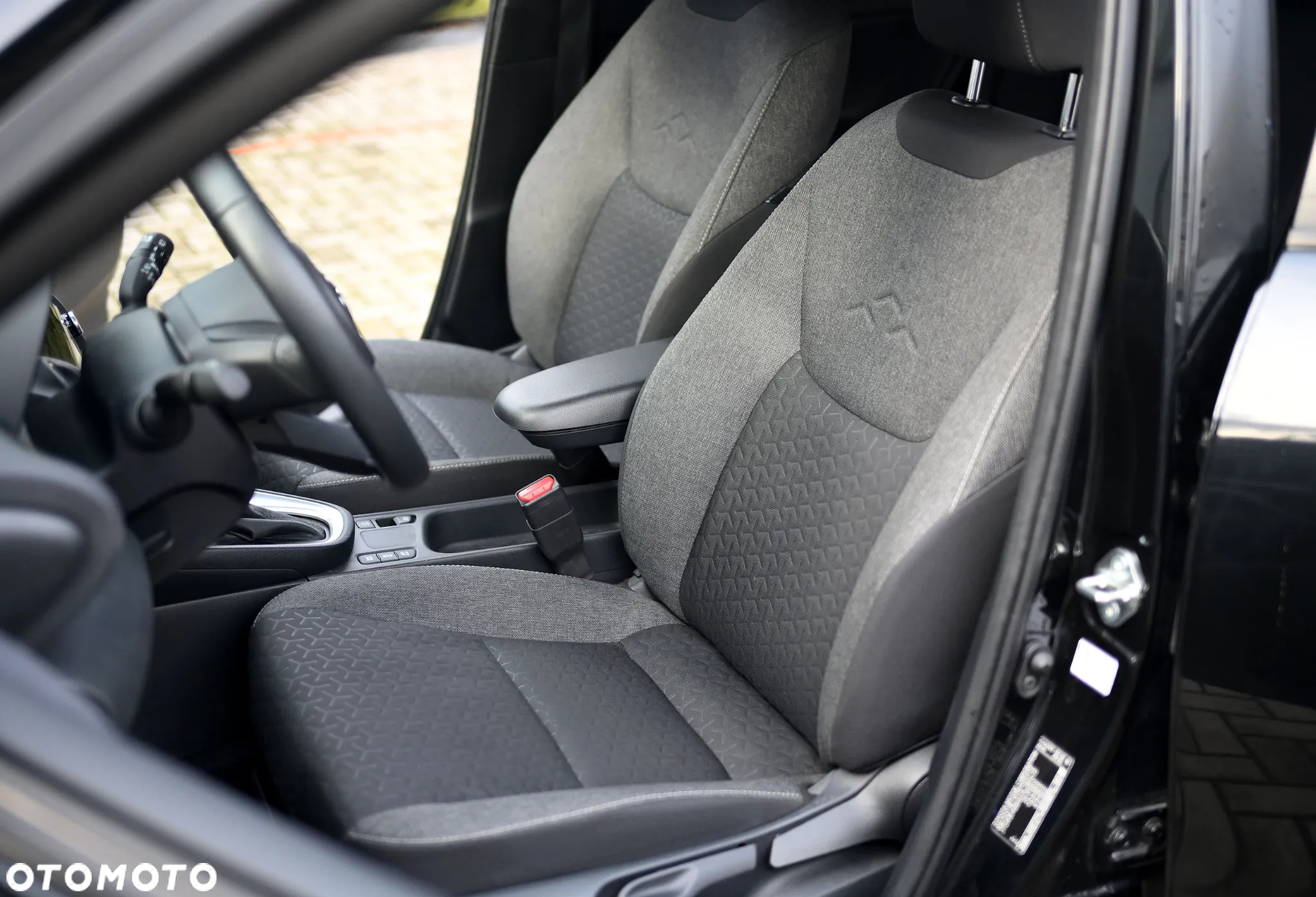 Toyota Yaris Cross Hybrid 1.5 Style - 23