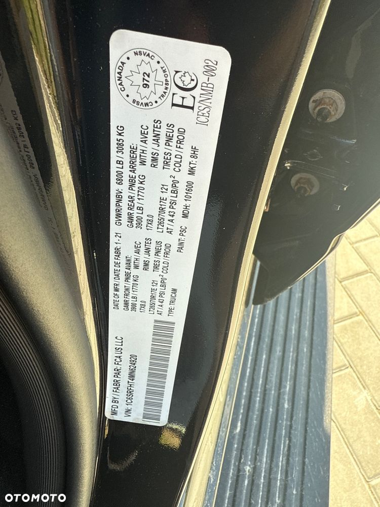 RAM 1500 5.7 Crew Cab Shortbed Limited Black - 9