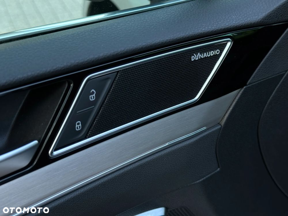 Volkswagen Passat - 16